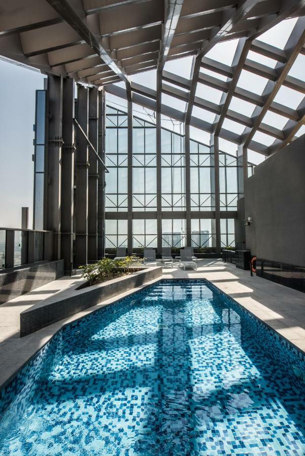 Fantastay Sparkle Tower Luxury 1 Br Dubai Eksteriør bilde
