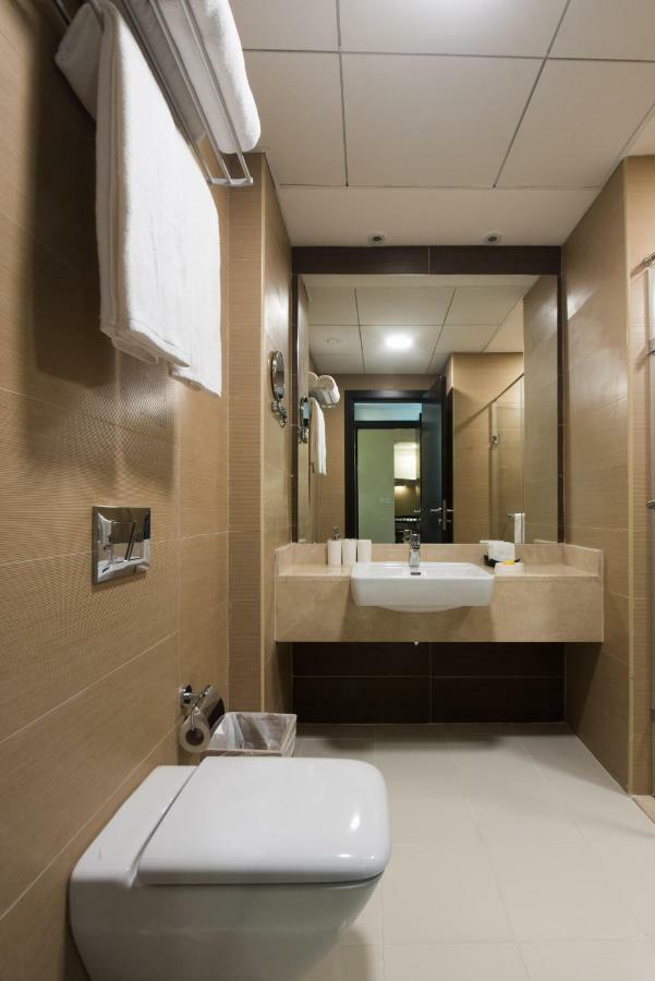Fantastay Sparkle Tower Luxury 1 Br Dubai Eksteriør bilde