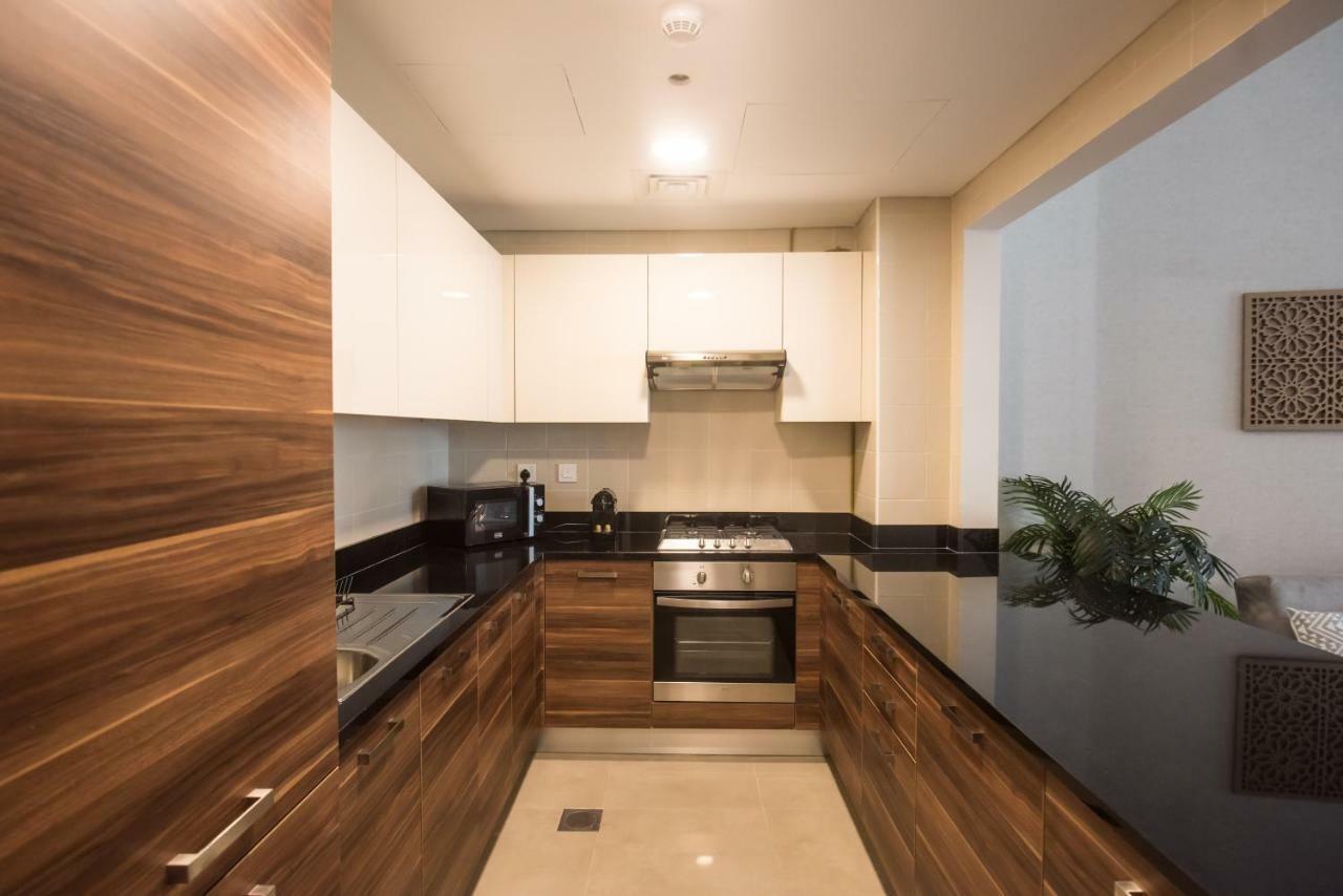 Fantastay Sparkle Tower Luxury 1 Br Dubai Eksteriør bilde